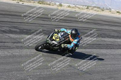 media/Jan-16-2026-CVMA Friday Practice (Fri) [[6f2bf47531]]/5-Racer 4-Trackday1/Session 2 (Bowl)/